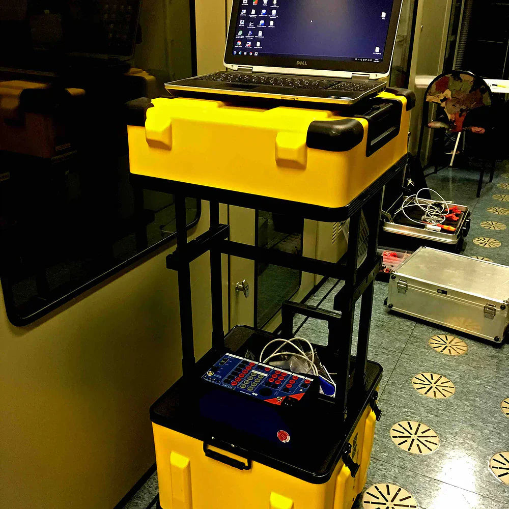 Omicron CMC 430 Ultra-portable protection test set and calibrator